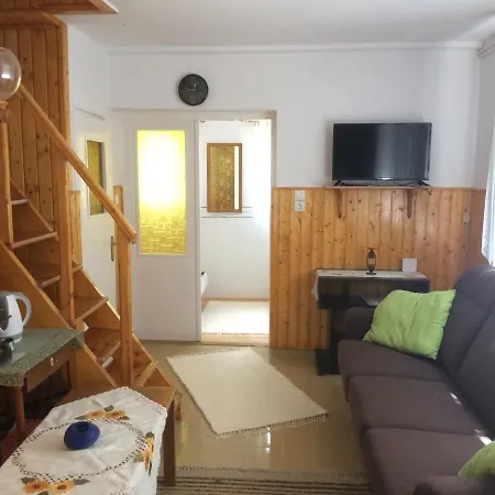 Ferienhaus Piroska Nyaralo